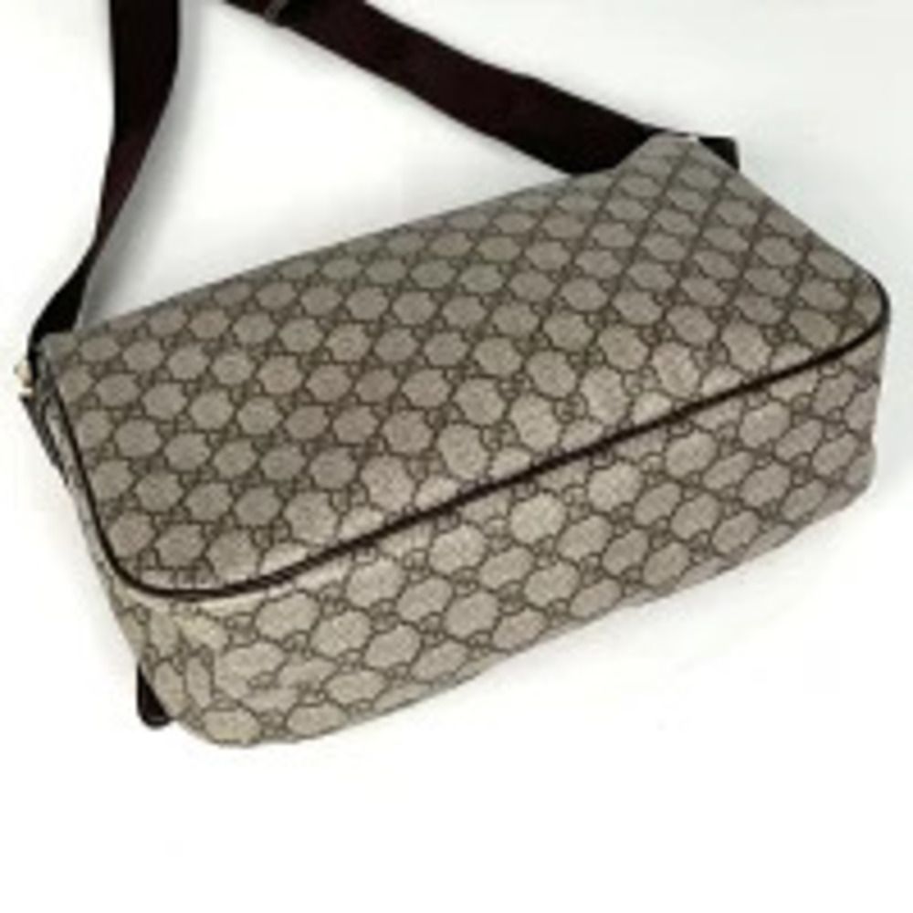 Gucci pockets brown leather Supreme front canvas crossbody bag GG